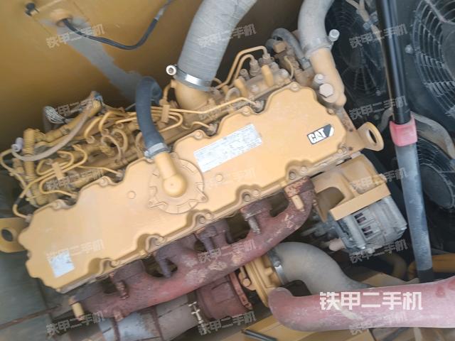 發(fā)動(dòng)機(jī)室（上車部件）