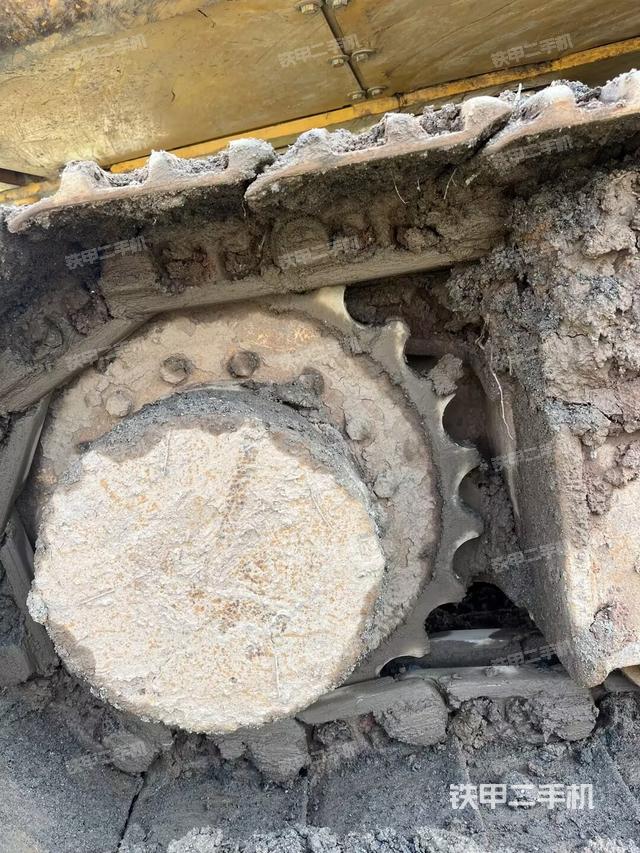 单侧履带整体（整机外观）