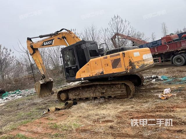 三一重工SY205C挖掘机