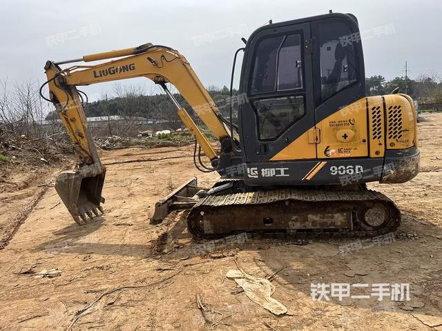 柳工CLG906D挖掘机