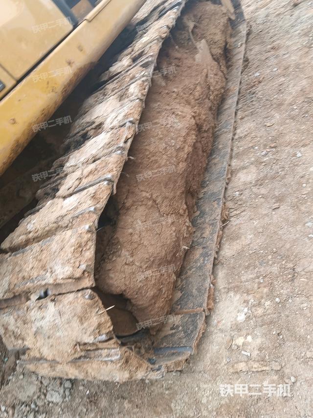 左側(cè)履帶整體?（行走機(jī)構(gòu)）