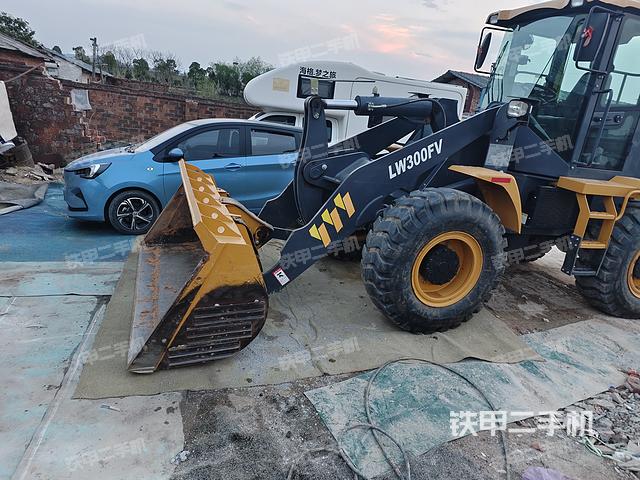 工作装置整体（整机外观及大件）