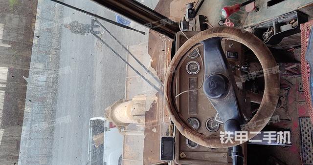 驾驶室操作台（整机外观及大件）