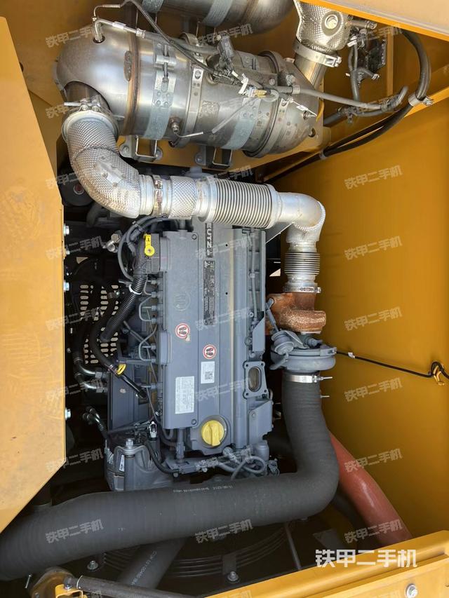 发动机整体俯视（整机外观）