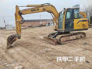 西安山东临工E675F挖掘机实拍图片