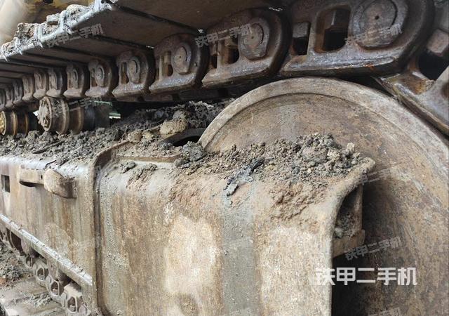 单侧履带整体（整机外观）