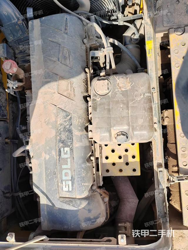 发动机整体俯视（整机外观）