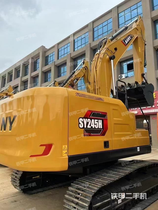 三一重工SY245H(国四)挖掘机