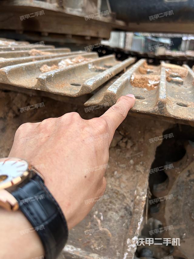 单侧履带整体（整机外观）