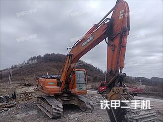 湖北-恩施市二手斗山DH215-9E挖掘机实拍照片