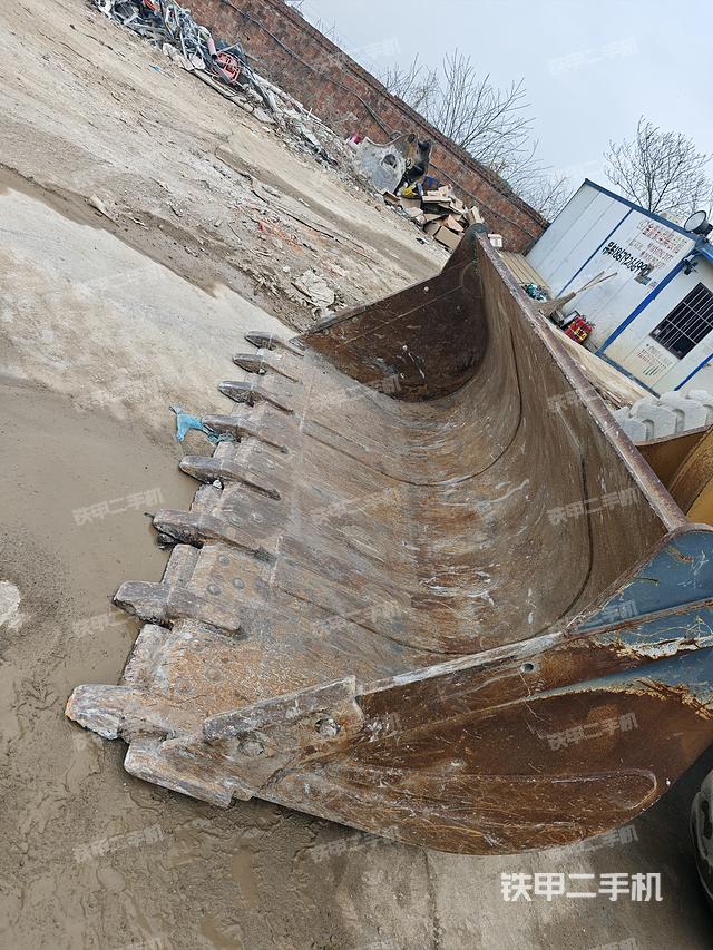 工作装置整体（整机外观及大件）