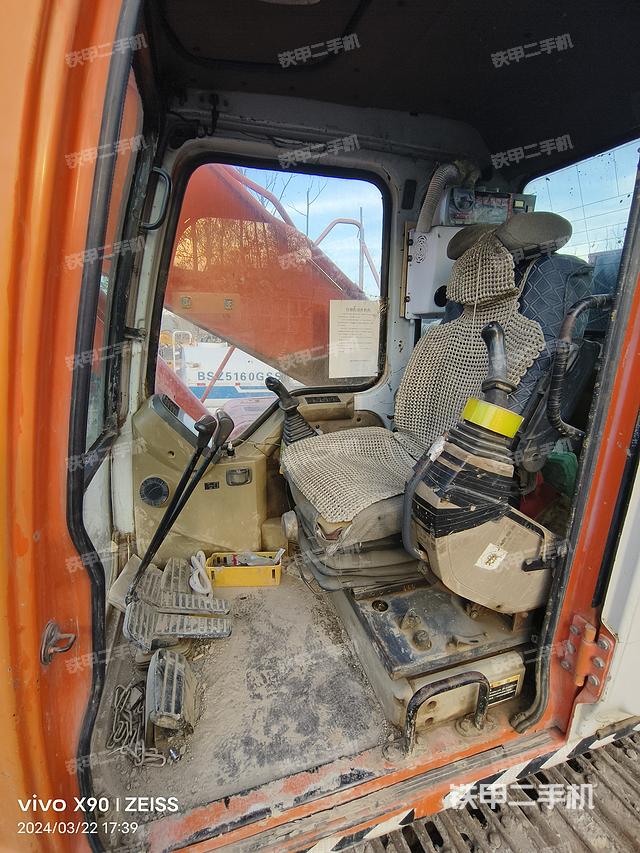 驾驶室整体（整机外观）