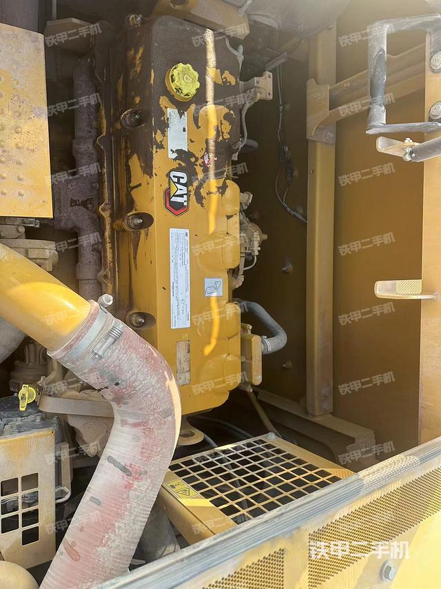 发动机整体俯视（整机外观）