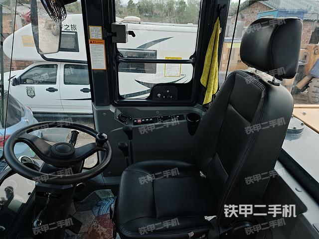 驾驶室工作台（整机外观及大件）