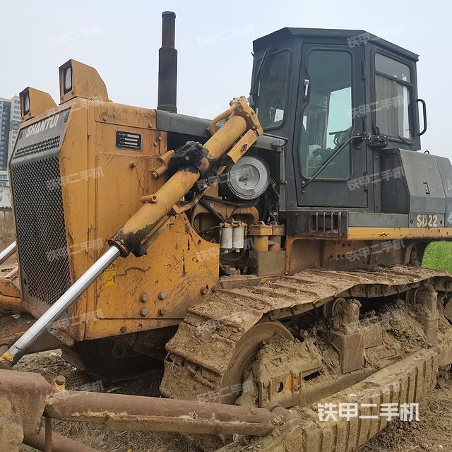 山推SD22推土机