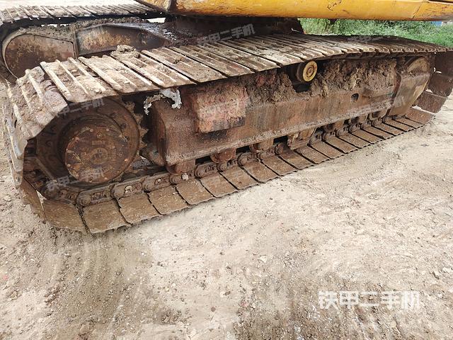 单侧履带整体（整机外观）