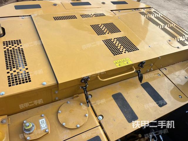 驾驶室整体（整机外观）