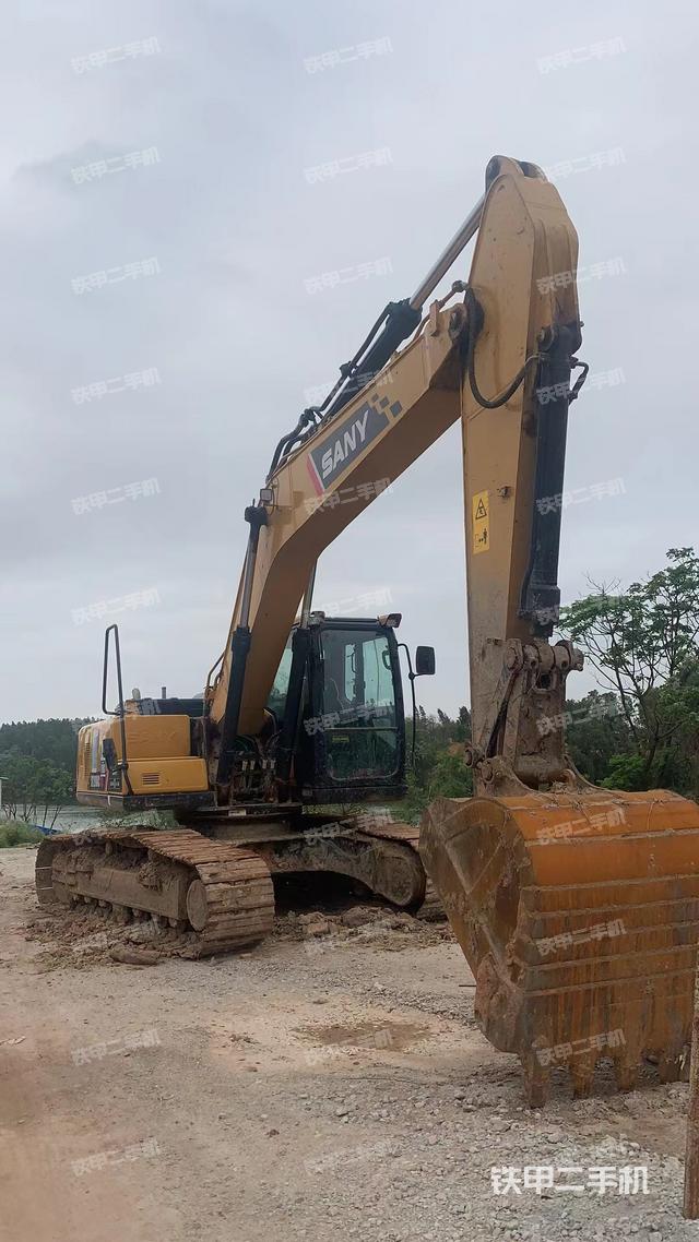 三一重工SY200C SIC挖掘机