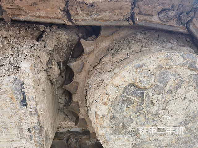 单侧履带整体（整机外观）