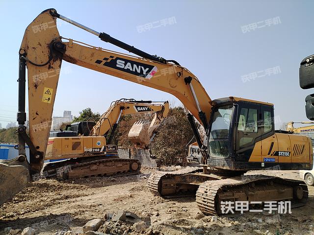 三一重工SY215C挖掘机