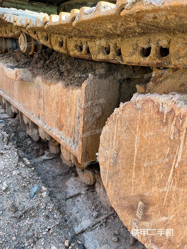 单侧履带整体（整机外观）