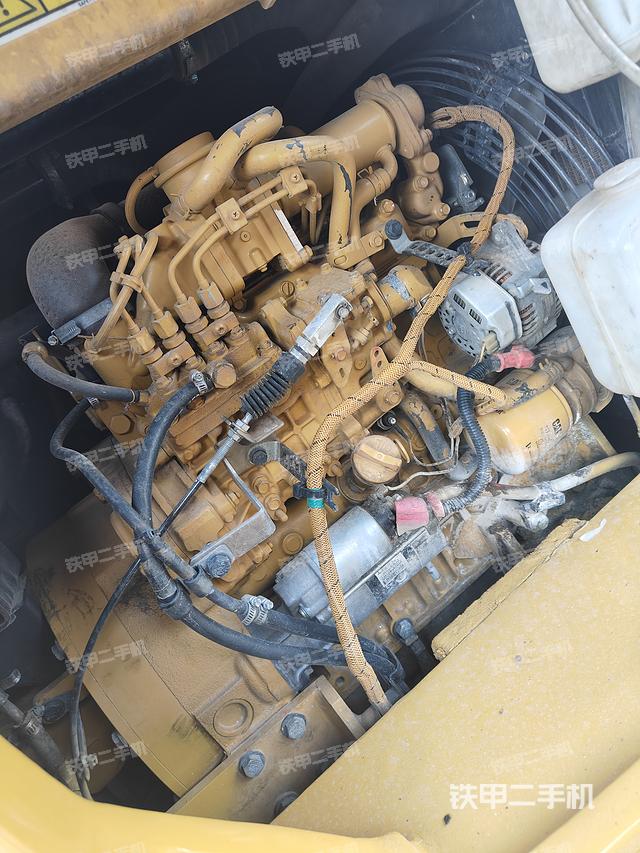 发动机整体俯视（整机外观）