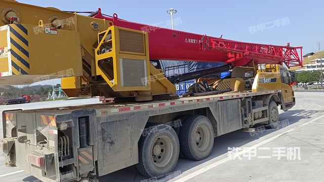 整机右后45°（设备外观及核心部件）