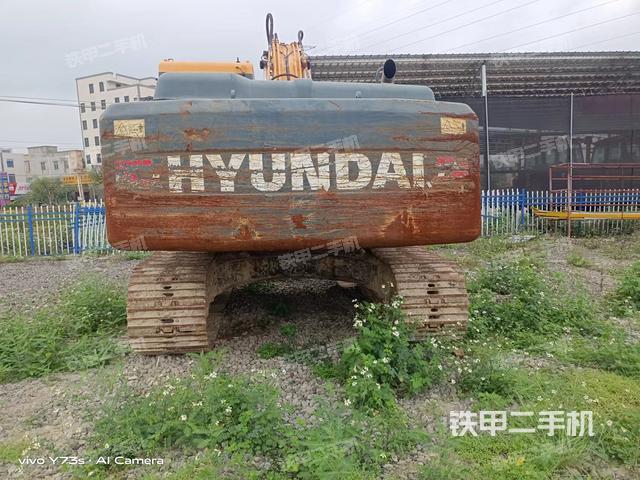 驾驶室整体（整机外观）