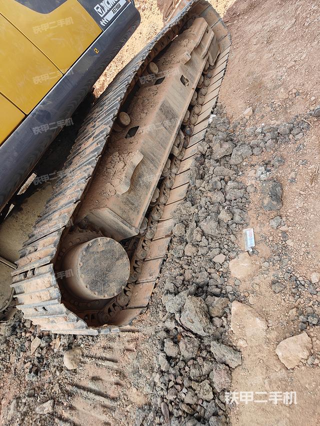 单侧履带整体（整机外观）