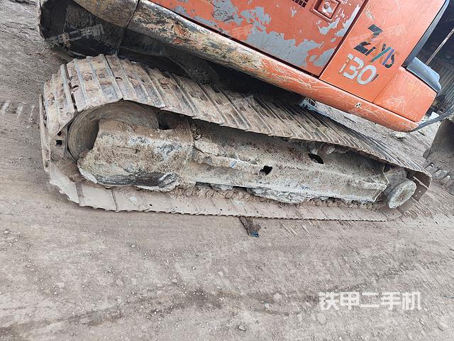 单侧履带整体（整机外观）