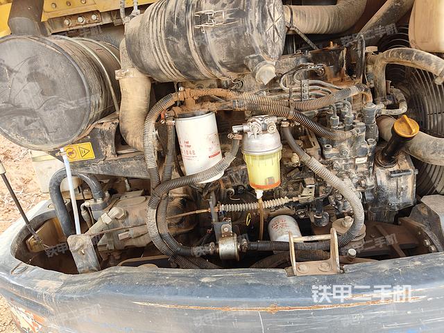 发动机整体俯视（整机外观）