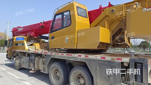 整机左侧（设备外观及核心部件）