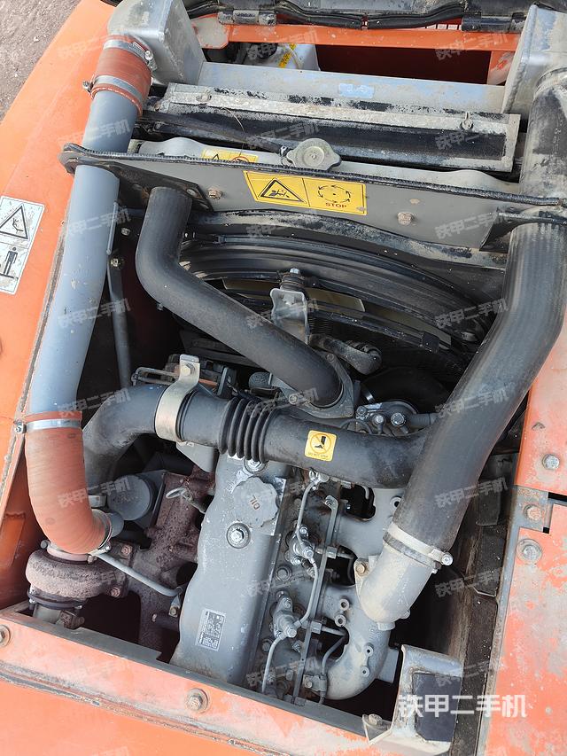 发动机整体俯视（整机外观）