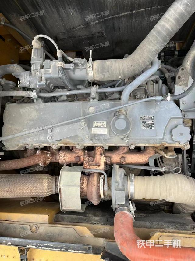 发动机整体俯视（整机外观）