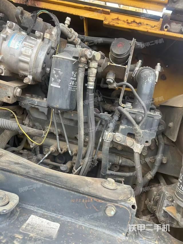 发动机整体俯视（整机外观）