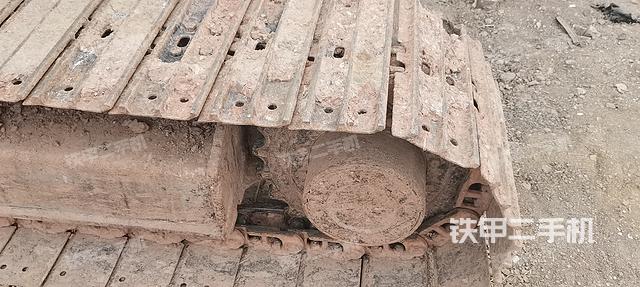 单侧履带整体（整机外观）