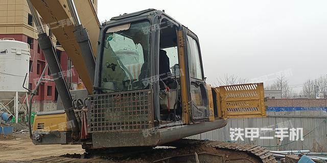 驾驶室整体（整机外观）