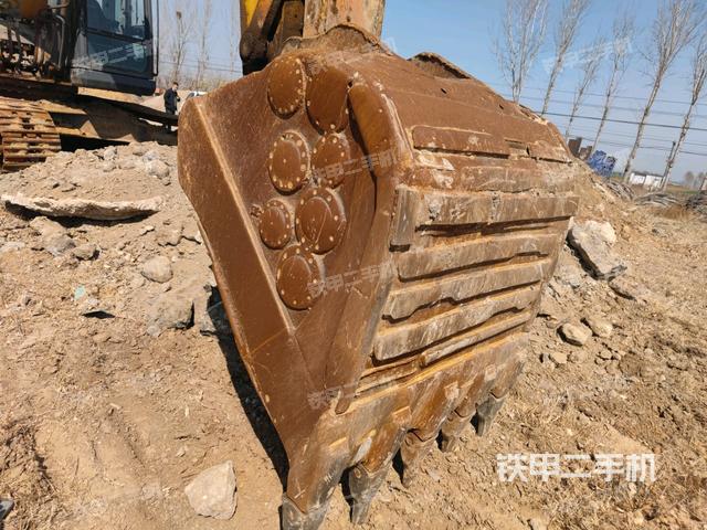 大臂根部?斜視（工作和回轉(zhuǎn)裝置）