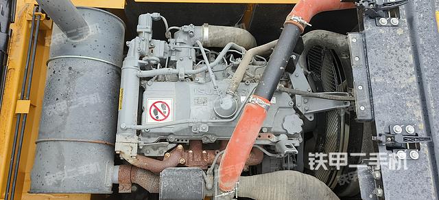 发动机整体俯视（整机外观）