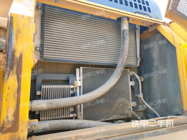 散熱器正面（大件艙室）