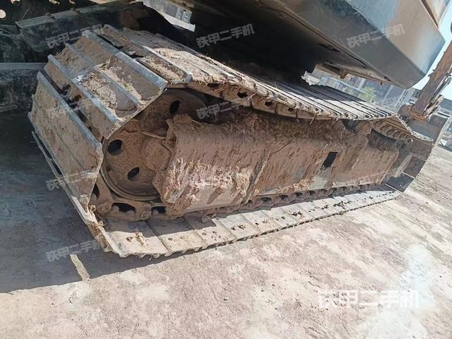 单侧履带整体（整机外观）