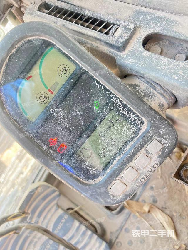 驾驶室整体（整机外观）