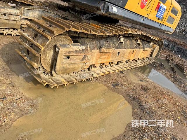 单侧履带整体（整机外观）