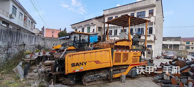 整机左侧（设备外观及核心部件）