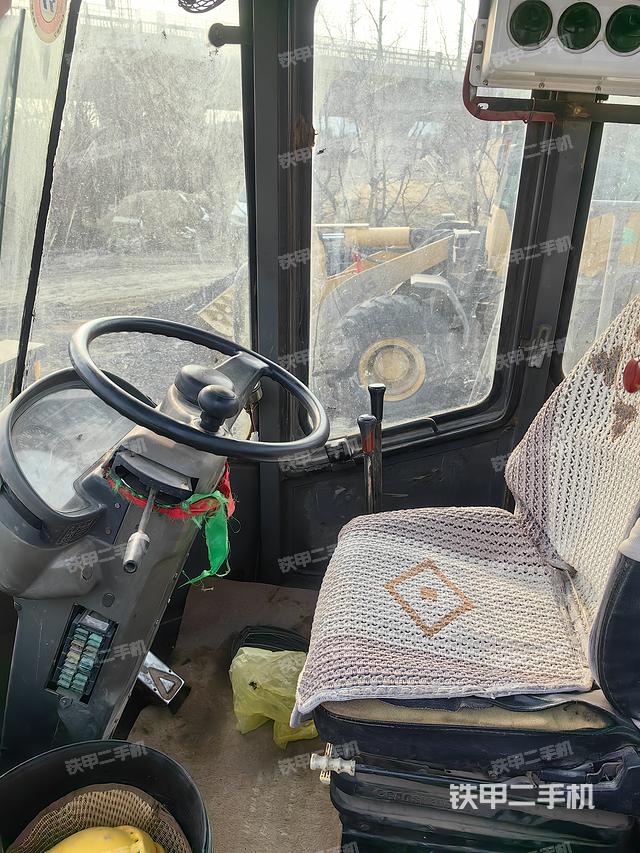 驾驶室操作台（整机外观及大件）