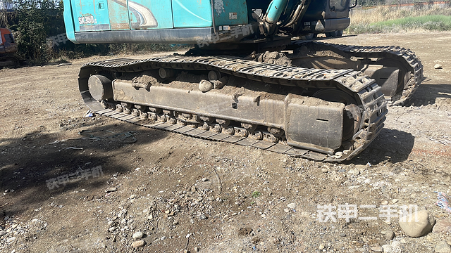 单侧履带整体（整机外观）