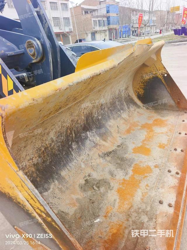 工作装置整体（整机外观及大件）