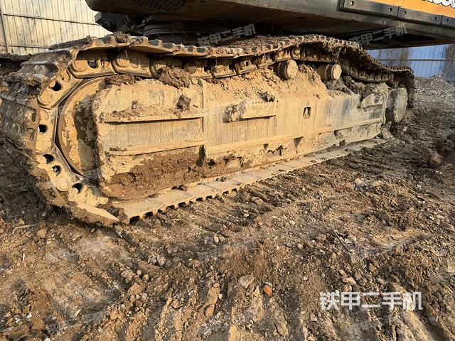 单侧履带整体（整机外观）