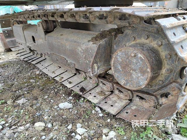 单侧履带整体（整机外观）