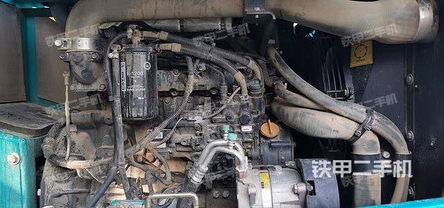 发动机整体俯视（整机外观）